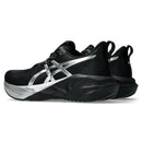 Tênis Asics Novablast 5 Platinum Feminino Preto-Prata