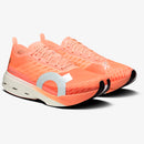 Tênis On Running Cloudboom Strike Masculino Laranja-Branco