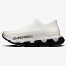 Tênis On Running LightSpray Cloudmonster 3 Hyper Unissex Branco-Preto