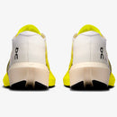 Tênis On Running Cloudboom Strike 2 Unissex Branco-Amarelo