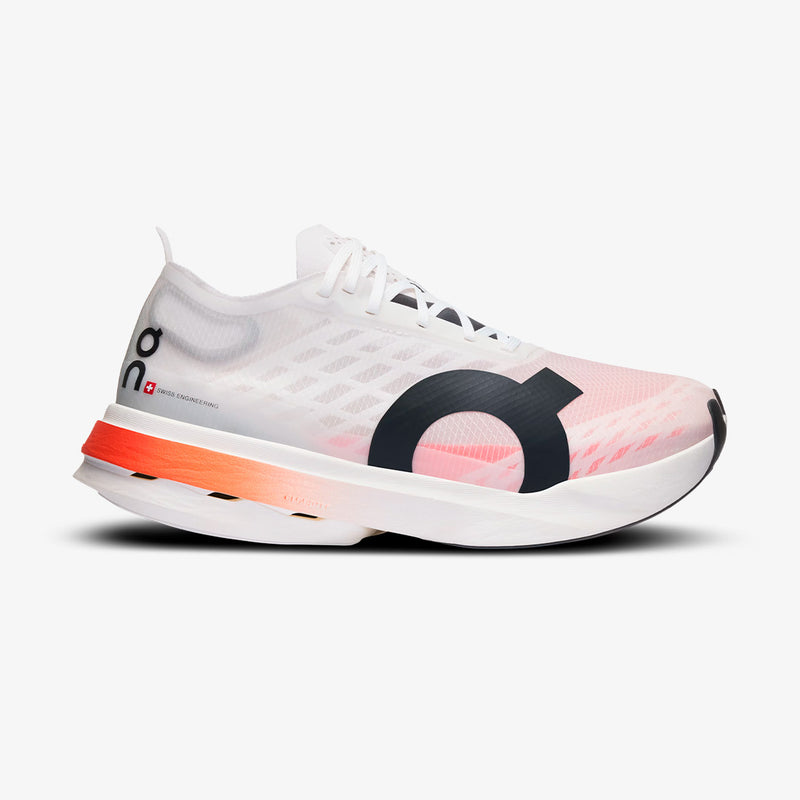 Tênis On Running Cloudboom Strike Feminino Branco