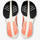 Tênis On Running Cloudboom Strike Feminino Laranja-Branco