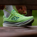 Tênis New Balance 1080 v15 Feminino Verde-Branco