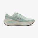 Tênis Nike Vomero Plus Feminino Branco-Bege