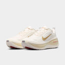 Tênis Nike Vomero Plus Feminino Bege